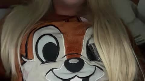 Snapshot of brancademel chatting on 03/09/26, 03:32 brancademel online show from 03/09/26, 03:32