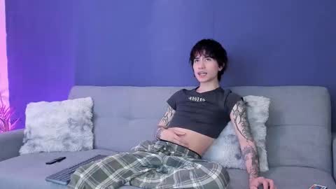 Brand online show from 11/21/25, 06:12