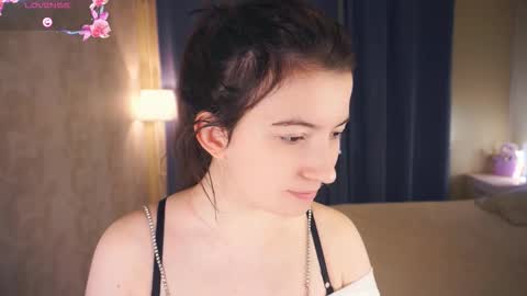 Hild online show from 09/17/25, 05:53