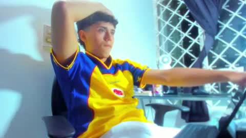 Snapshot of brandom_smith1 chatting on 06/17/26, 02:03 jacobo online show from 06/17/26, 02:03
