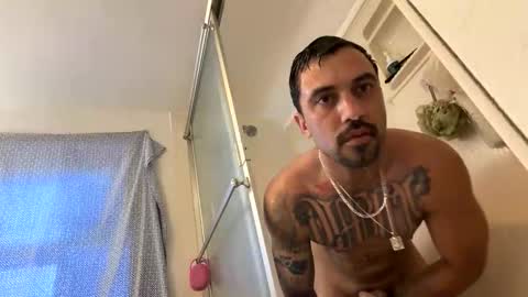 Snapshot of brandonayefoo chatting on 02/08/26, 05:27 brandonayefoo online show from 02/08/26, 05:27