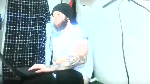 brandonchampagne7 online show from 12/20/25, 07:48