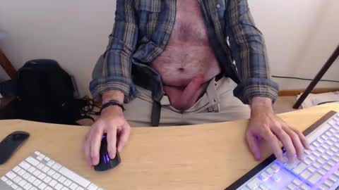 Snapshot of brandondot chatting on 11/07/25, 08:31 brandondot online show from 11/07/25, 08:31