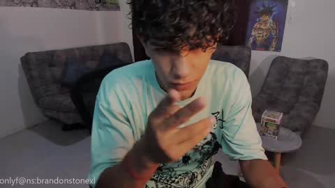 Snapshot of brandonstonexl chatting on 12/07/24, 02:20 Brandon Stone online show from 12/07/24, 02:20