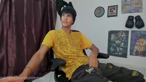 Snapshot of brandonstonexl chatting on 09/24/25, 06:44 Brandon Stone online show from 09/24/25, 06:44