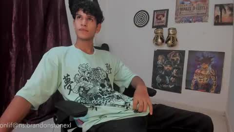 Snapshot of brandonstonexl chatting on 10/09/25, 11:47 Brandon Stone online show from 10/09/25, 11:47