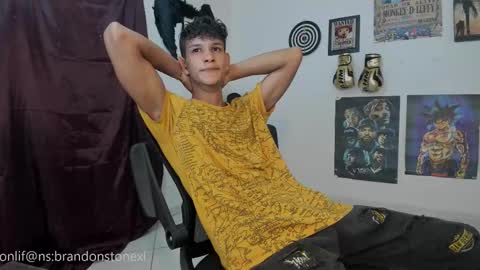 Snapshot of brandonstonexl chatting on 10/22/25, 09:14 Brandon Stone online show from 10/22/25, 09:14