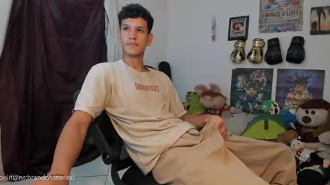 Snapshot of brandonstonexl chatting on 04/27/26, 11:14 Brandon Stone online show from 04/27/26, 11:14