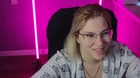 Belle  online show from 02/02/25, 03:10