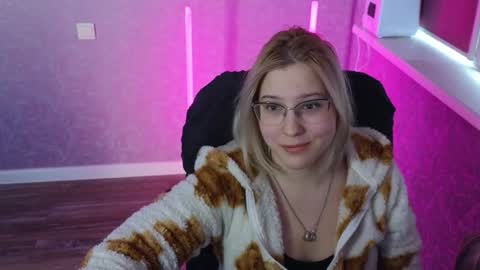 Belle  online show from 02/05/25, 03:55