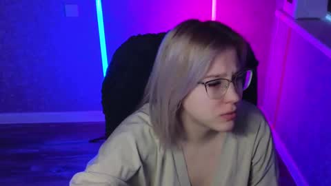 Belle  online show from 03/06/25, 01:37