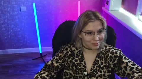 Belle  online show from 03/07/25, 05:08