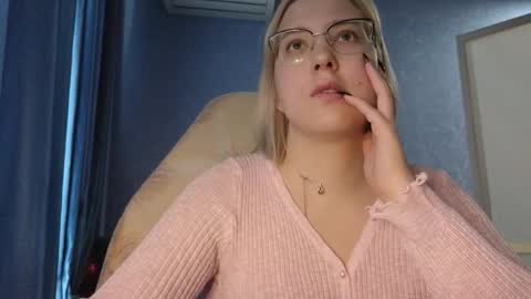 Belle  online show from 10/23/25, 06:56