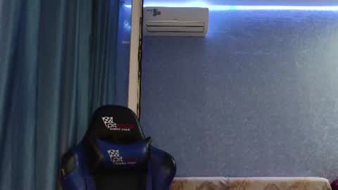 Belle  online show from 06/19/26, 04:44