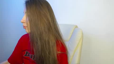 Snapshot of brandy_gem chatting on 05/05/26, 08:00 Brandy Gem online show from 05/05/26, 08:00