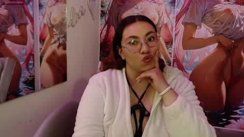 Snapshot of brandy_lovee3 chatting on 05/19/26, 01:17 Brandy online show from 05/19/26, 01:17