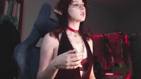 Aurorabut ur dad just calls me Rory online show from 12/11/24, 05:26