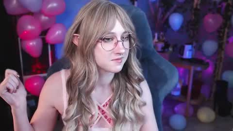 Aurorabut ur dad just calls me Rory online show from 02/14/25, 11:20