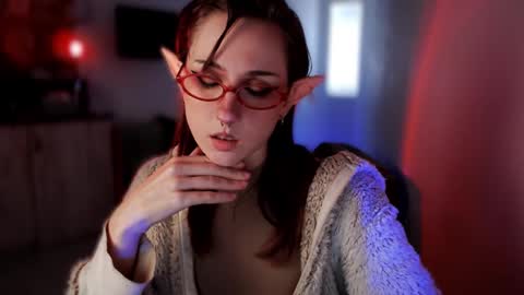 Aurorabut ur dad just calls me Rory online show from 11/23/25, 12:27