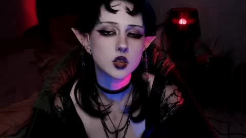 Snapshot of brandy_queen chatting on 04/22/26, 04:41 Aurorabut ur dad just calls me Rory online show from 04/22/26, 04:41