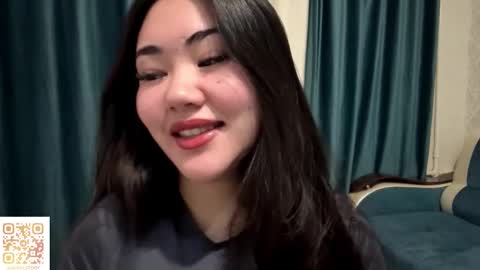 Aypril   online show from 11/18/25, 12:09