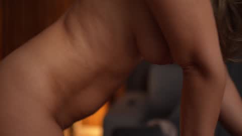 Snapshot of brandywhite chatting on 12/17/24, 08:12 Alex online show from 12/17/24, 08:12