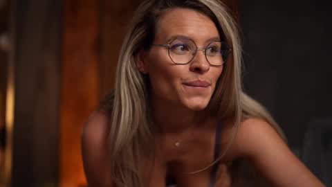 Snapshot of brandywhite chatting on 01/19/25, 07:46 Alex online show from 01/19/25, 07:46