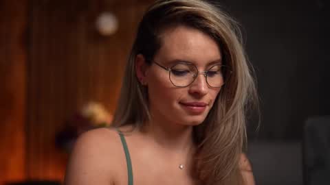 Snapshot of brandywhite chatting on 02/24/25, 07:44 Alex online show from 02/24/25, 07:44