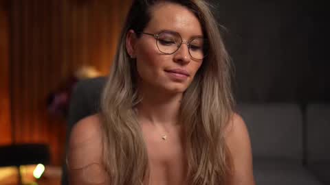 Snapshot of brandywhite chatting on 03/07/25, 10:56 Alex online show from 03/07/25, 10:56