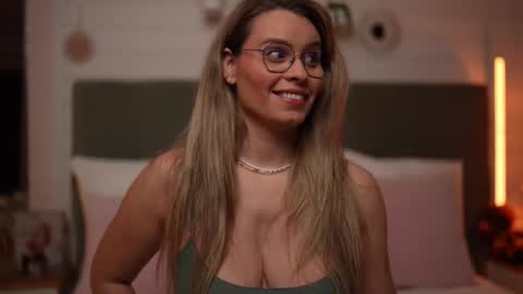 Snapshot of brandywhite chatting on 03/03/26, 04:51 Alex online show from 03/03/26, 04:51