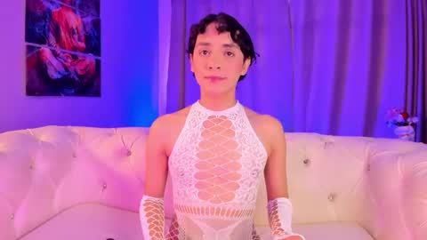 Snapshot of brann_tadzio chatting on 12/18/25, 08:48 online show from 12/18/25, 08:48