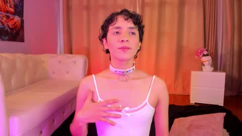 Snapshot of brann_tadzio chatting on 01/06/26, 09:07 online show from 01/06/26, 09:07