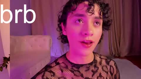 Snapshot of brann_tadzio chatting on 02/16/26, 10:11 online show from 02/16/26, 10:11