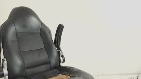 Snapshot of brant_garcia chatting on 04/09/26, 02:11 Brant Garcia online show from 04/09/26, 02:11