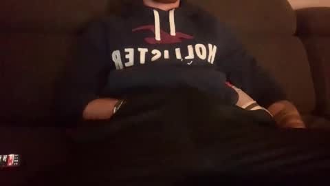 Snapshot of bratan407 chatting on 02/18/26, 05:36 wanna play online show from 02/18/26, 05:36