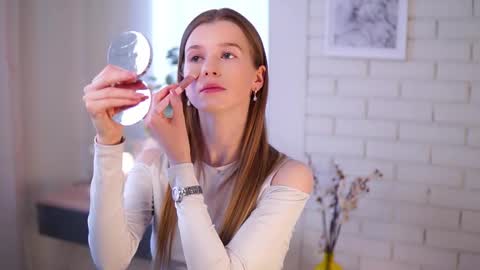 Snapshot of brave_journey chatting on 03/03/25, 12:27 Eli online show from 03/03/25, 12:27