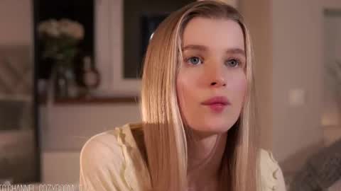 Snapshot of brave_journey chatting on 10/07/25, 10:18 Eli online show from 10/07/25, 10:18