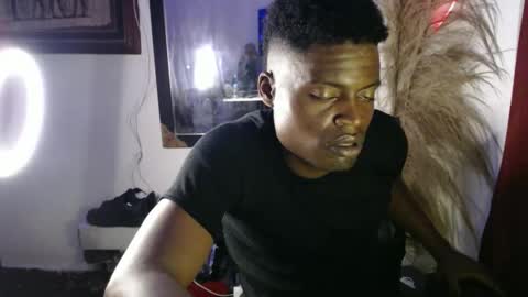 Snapshot of brayan1111x chatting on 04/10/26, 02:06 brayan1111x online show from 04/10/26, 02:06