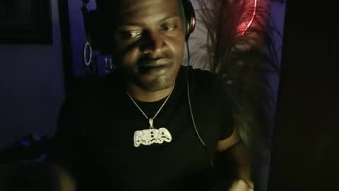 Snapshot of brayan1111x chatting on 04/25/26, 08:39 brayan1111x online show from 04/25/26, 08:39