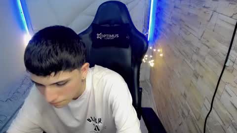 Snapshot of brayan_lopezz chatting on 12/05/24, 06:00 BRAYAN online show from 12/05/24, 06:00