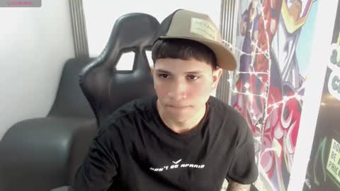 Snapshot of brayan_lopezz chatting on 01/27/25, 12:37 BRAYAN online show from 01/27/25, 12:37