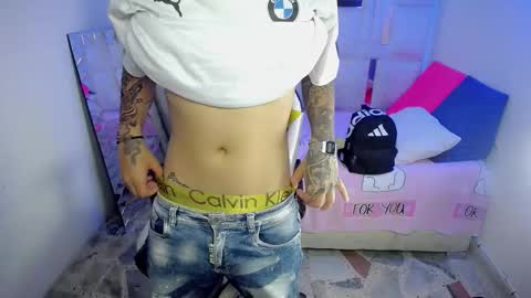 Snapshot of brayan_lopezz chatting on 12/17/25, 02:23 BRAYAN online show from 12/17/25, 02:23