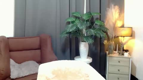 Snapshot of brazeen chatting on 04/23/26, 09:39 brazeen online show from 04/23/26, 09:39