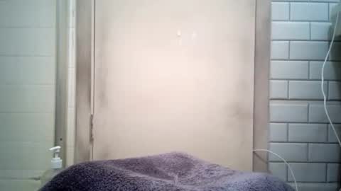 Snapshot of brazilfit420 chatting on 09/18/25, 09:39 hard like rock online show from 09/18/25, 09:39