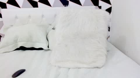 Snapshot of braziliangirl191 chatting on 01/15/25, 10:13 Alice online show from 01/15/25, 10:13