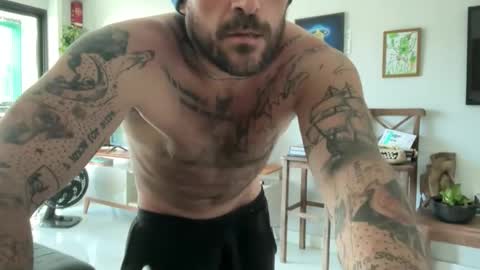 Snapshot of braziliannewyorker chatting on 09/26/25, 07:29 LostAndFoundinBrazil online show from 09/26/25, 07:29