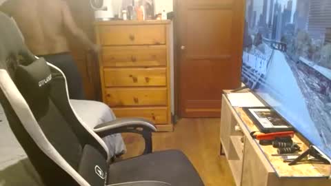 Breadw1nnah online show from 07/21/26, 06:49