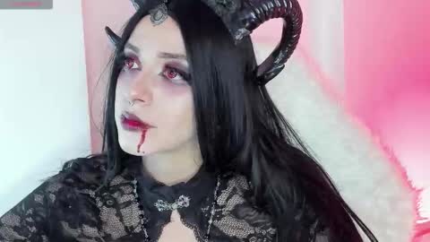 Snapshot of breakdownwaifu chatting on 10/23/25, 04:23 Rei online show from 10/23/25, 04:23