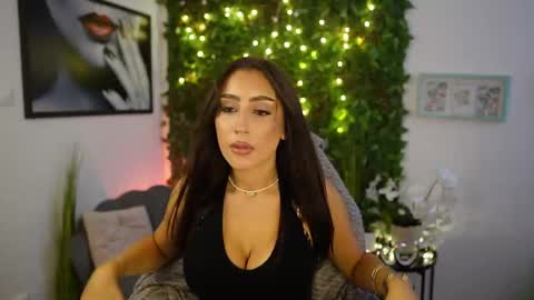 Snapshot of bree__morgan chatting on 09/28/25, 01:27 Bree online show from 09/28/25, 01:27