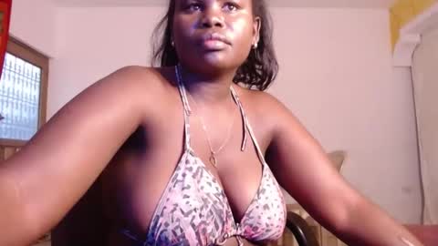 Valentina online show from 01/12/25, 11:17